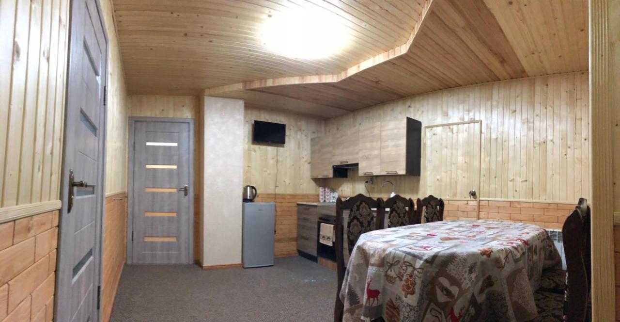 Карпатська Ніч Hotel Plave ภายนอก รูปภาพ