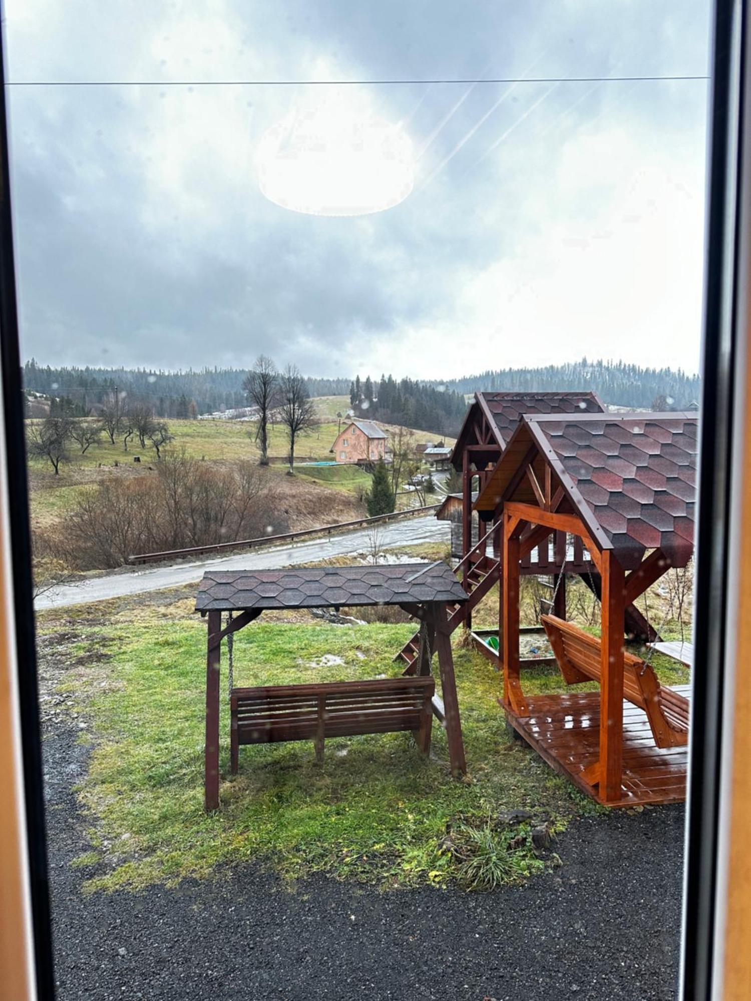 Карпатська Ніч Hotel Plave ภายนอก รูปภาพ